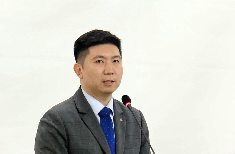 강원 춘천 방문한 유승민 대한체육회장 (출처=연합뉴스)