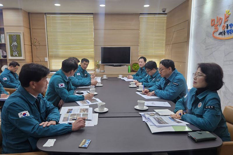 이미라 산림청 차장, 밀양시에 소나무재선충병 방제 총력 당부