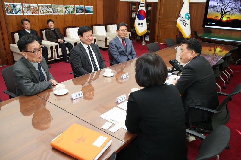 충북도 특별자문관 위촉식(충북도 제공. 재판매 및 DB금지)