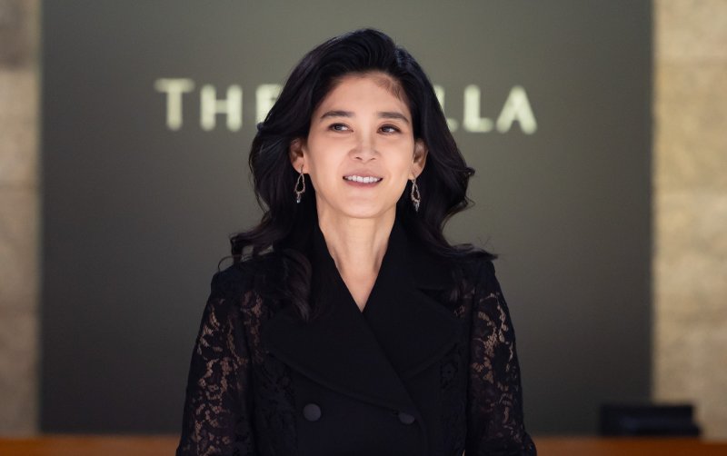 "올경기 그렇게 어렵나"...'올 블랙'으로 주총 참석한 이부진 [명품價 이야기]
