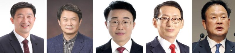 (왼쪽부터)김주홍 강서구의회 의장, 고상석 프레스티지바이오파마IDC 대표, 박성호 부산진해경제 자유구역청장, 김도읍 국회의원, 노주섭 부산파이낸셜뉴스 사장