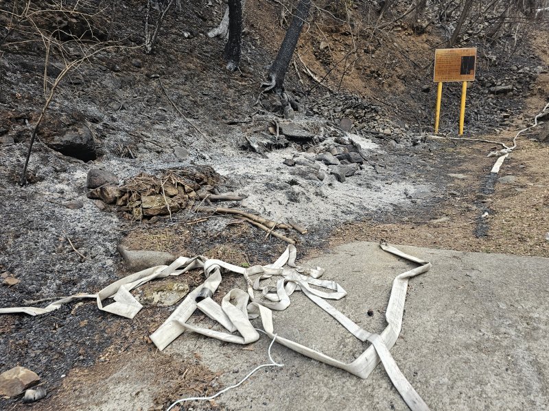 산청군 시천면 성화사 건물들이 산불에 타 사라졌다. 2025.3.24/뉴스1 한송학기자