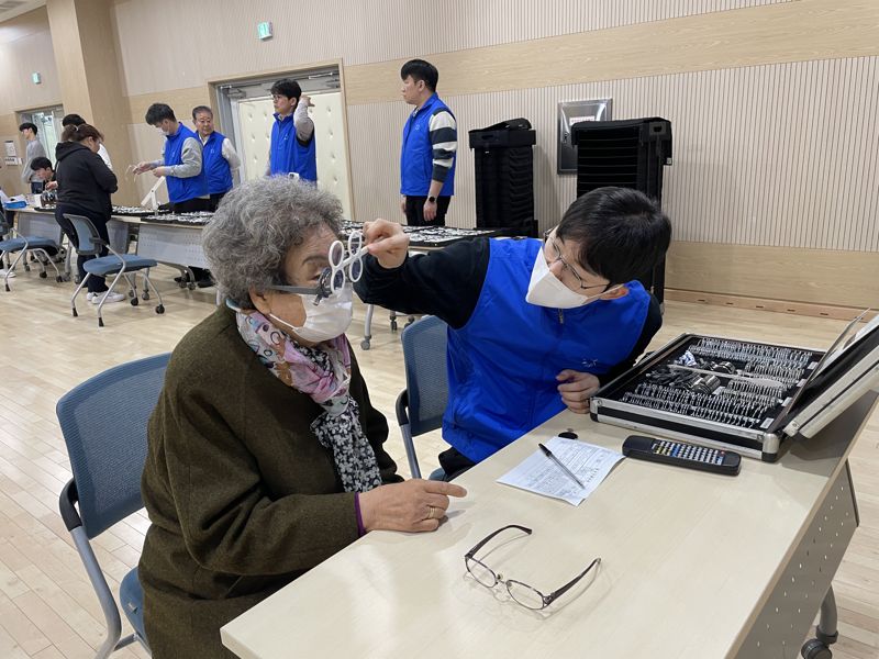 기장군도시관리공단, 취약계층에 맞춤형 안경 지원
