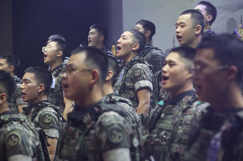 MZ병사들 ‘최애 군가’ 2위는 ‘전선을 간다’ 1위는?