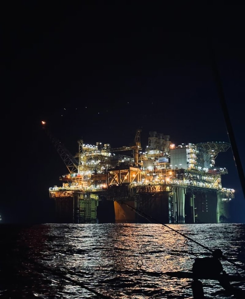 중국이 서해 한중 잠정조치수역(PMZ)에 설치한 것으로 알려진 심해 양식장 선란 1호 모습. 사진=뉴스1