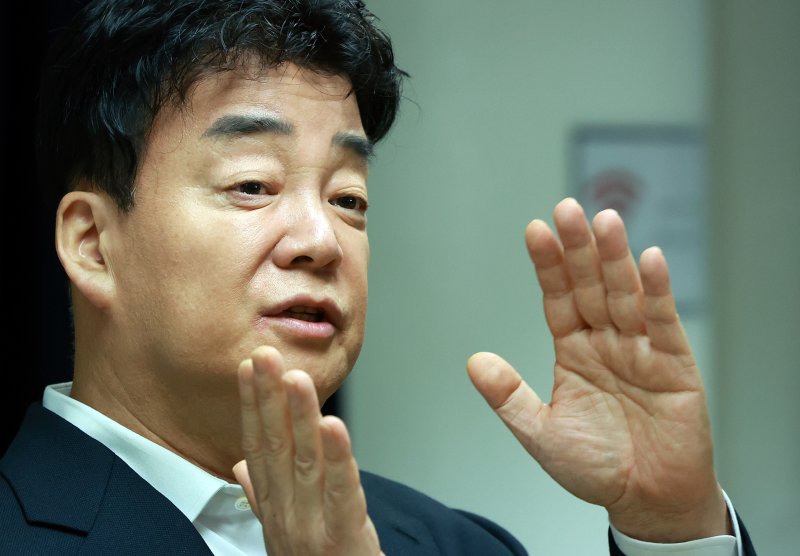 “빽다방 빼고 모두 반값” 백종원, 2주 동안 승부수 띄운다