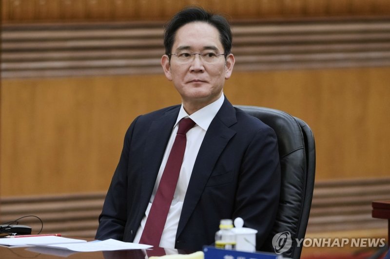 시진핑 주재 글로벌 CEO 회동 참석한 삼성 이재용 회장 (출처=연합뉴스)