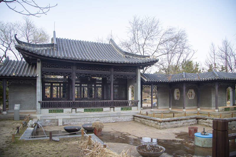 중국 전통 정원 '수원 효원공원 월화원'(사진=경기관광공사 제공) *재판매 및 DB 금지