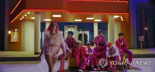 BTS '작은 것들을 위한 시' 뮤직비디오 (출처=연합뉴스)