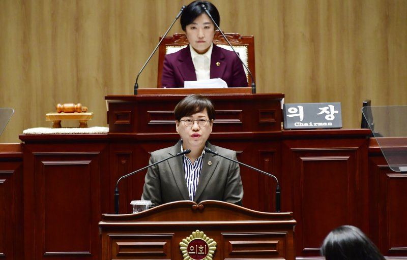 김나윤 광주시의원이 31일 열린 임시회 본회의에서 5분 발언을 하고 있다.(광주시의회 제공. 재판매 및 DB 금지)