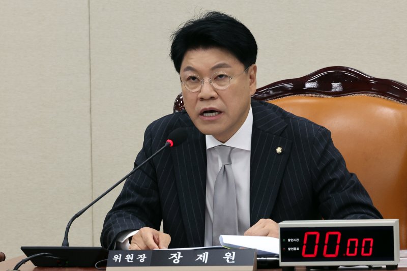 장제원 유서엔 "가족에게 미안하다"…성폭행 혐의 사건 종결 전망(종합2보)