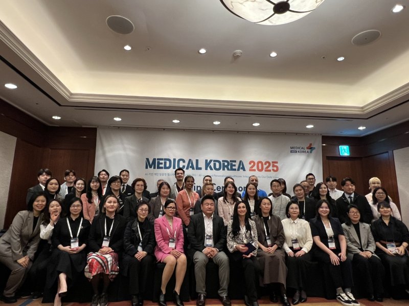 [서울=뉴시스]나누리병원은 지난달 20~21일에는 코엑스에서 열린 ‘메디컬코리아 2025’ 행사에 참가해 주요 해외 의료기관들과 비즈니스 미팅을 진행하고 신규 협약을 체결했다. (사진= 나누리병원 제공) 2025.04.01. photo@newsis.com.