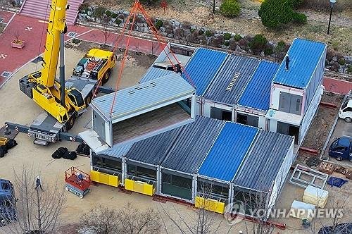 산불 이재민 긴급주거시설 '모듈러주택' 설치 (출처=연합뉴스)