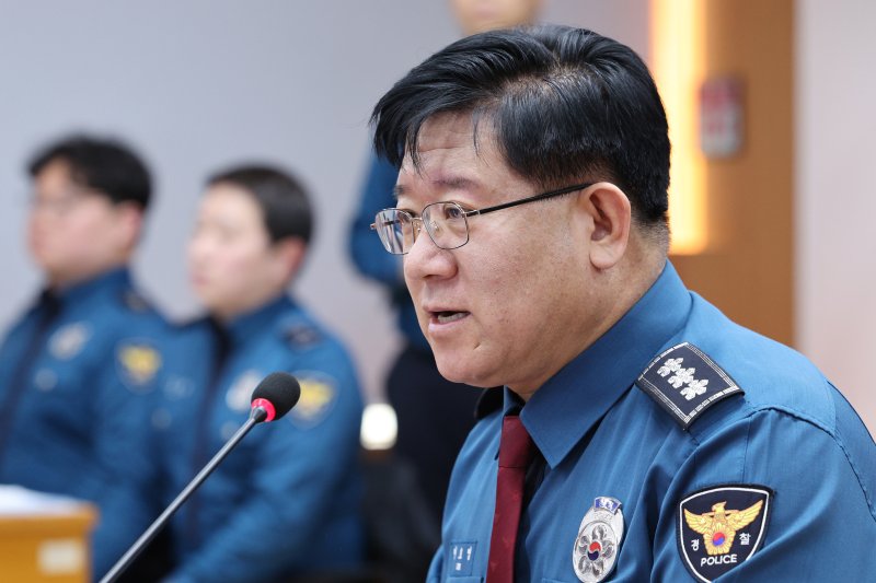 이호영 경찰청장 직무대행이 14일 오후 서울 서대문구 경찰청에서 열린 탄핵 선고 대비 상황점검회의에서 발언하고 있다. 2025.3.14/뉴스1 ⓒ News1 신웅수 기자