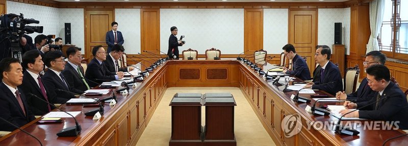 한덕수 권한대행, 치안관계 장관회의 (출처=연합뉴스)