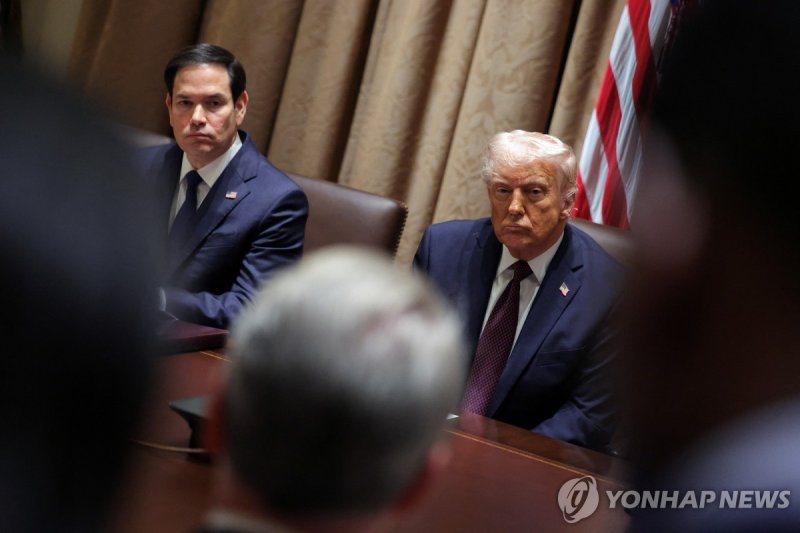 도널드 트럼프 미국 대통령(오른쪽)과 루비오 국무장관 (출처=연합뉴스)