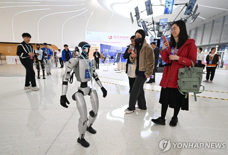 중국 로봇업체 유니트리의 휴머노이드 로봇 이미지. 연합뉴스 제공.