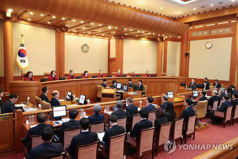 윤석열 대통령 탄핵심판 변론기일 모습 (출처=연합뉴스)