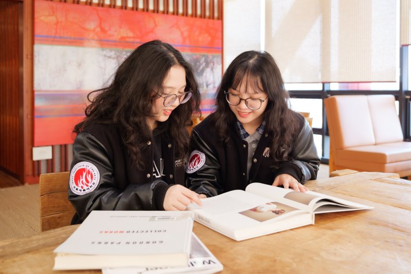 [서울=뉴시스] 서울예술대학교 예술경영전공 응우옌 밍 아잉, 응우옌 밍 아인 자매 (사진=한국전문대학교육협의회 제공) 2025.04.03. photo@newsis.com *재판매 및 DB 금지