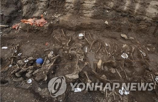 진실화해위가 발굴 조사한 대전 산내 골령골 유해 (출처=연합뉴스)