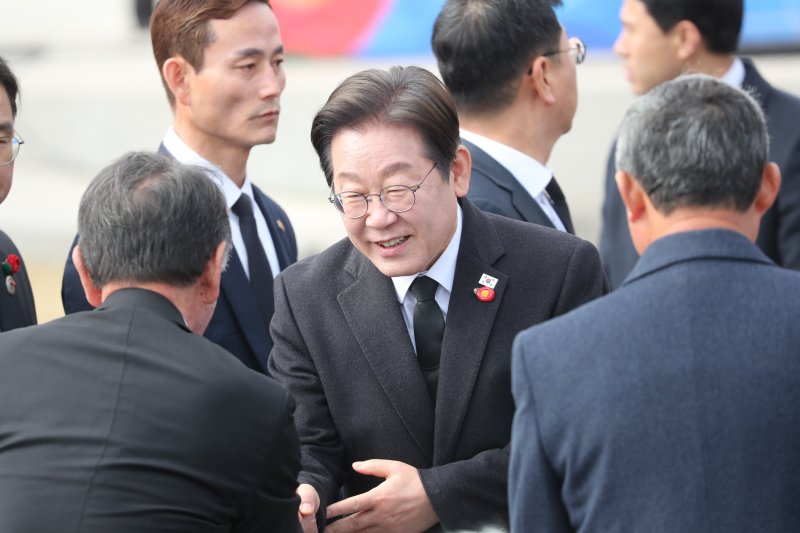 이재명 더불어민주당 대표가 3일 오전 제주시 봉개동 제주4·3평화공원에서 열린 제77주년 4·3 희생자 추념식에 참석하고 있다.(제주도사진기자회. 재판매 및 DB 금지) 2025.4.3/뉴스1 ⓒ News1 오미란 기자