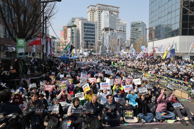 [현장-종합]'카운트다운' 尹탄핵심판, 긴장감 최고조