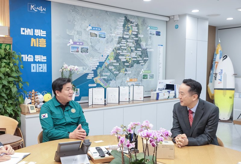변철환 동포청 차장, 임병택 시흥시장과 국내 동포 지원 정책 논의 (출처=연합뉴스)