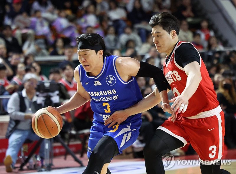 Lee Jung-hyun in action for the Seoul Samsung Thunders.