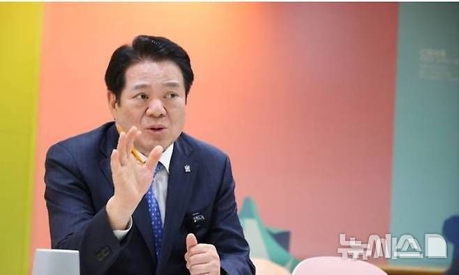 [안양=뉴시스] 최대호 안양시장. (사진=뉴시스 DB). photo@newsis.com