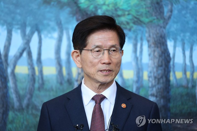 김문수 장관, 대선 출마 선언 관련 입장 발표 (출처=연합뉴스)