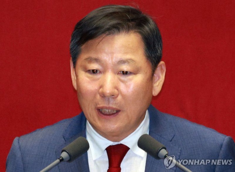 경찰, 이철규 아들 등 4명 투약혐의 등 수사…장제원 사건, 수사결과 비공개