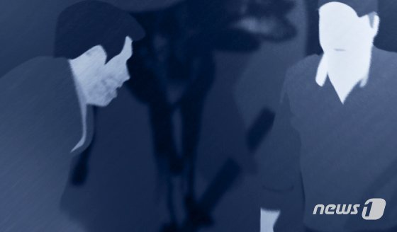 연인 가게서 손님에게 흉기 휘두른 50대 남성 구속