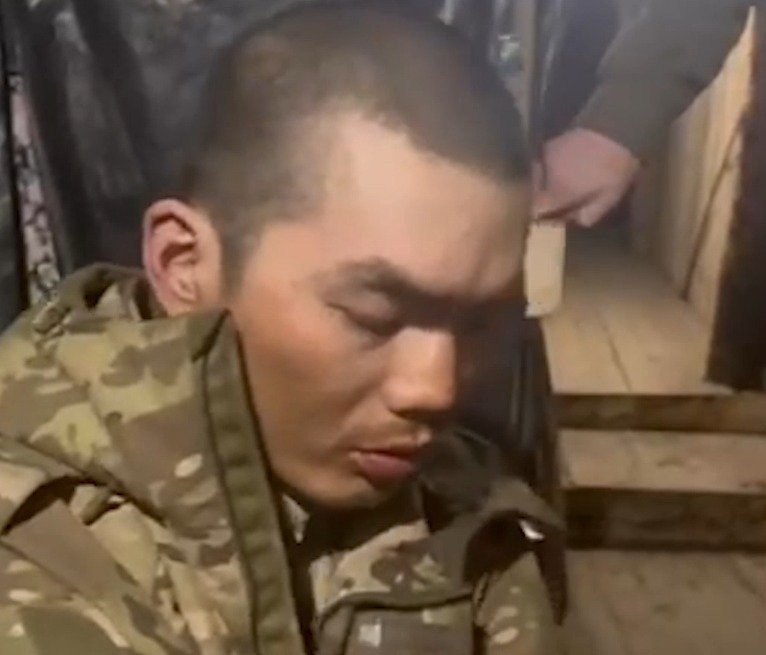 우크라전 참전 중국 용병들 "오지 말라...인종차별 극심" 울분