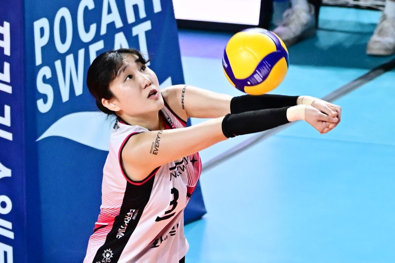 [서울=뉴시스]여자배구 정관장 염혜선. (사진=KOVO 제공)