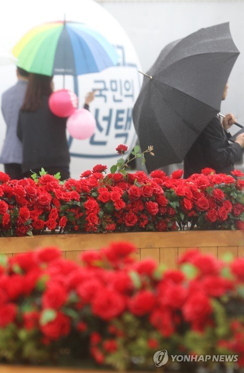 [인&아웃] 또다시 장미대선? (출처=연합뉴스)