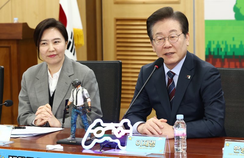 이재명 더불어민주당 대표가 3월 7일 오후 서울 여의도 국회 의원회관에서 열린 게임특별위원회 출범식에서 인사말을 하고 있다. 2025.3.7/뉴스1 ⓒ News1 김민지 기자