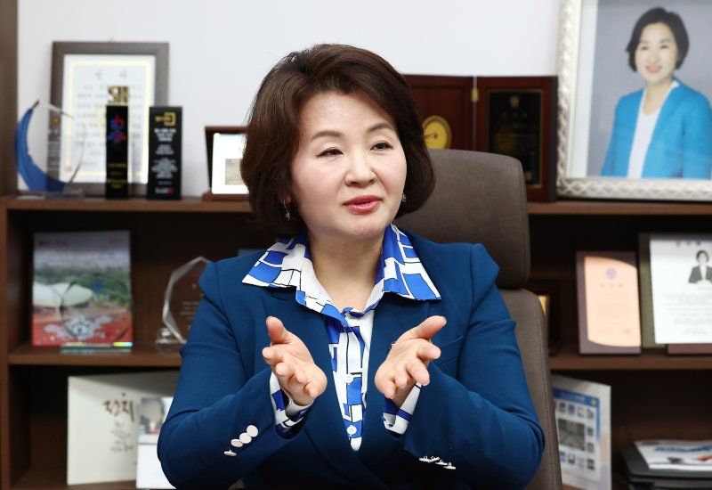 이수진 더불어민주당 의원이 2일 서울 여의도 국회에서 뉴스1과 인터뷰를 하고 있다. 2025.4.2/뉴스1 ⓒ News1 김민지 기자