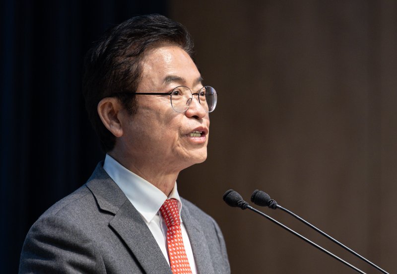 이철우 경북지사 대선 출마 선언…"이이제이, 이재명 이기겠다"