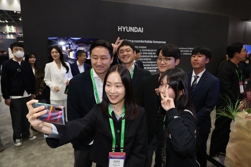 정기선 HD현대 수석부회장, 서울모빌리티쇼 방문 (출처=연합뉴스)