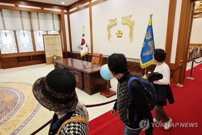 '여기는 대통령 집무실' (출처=연합뉴스)