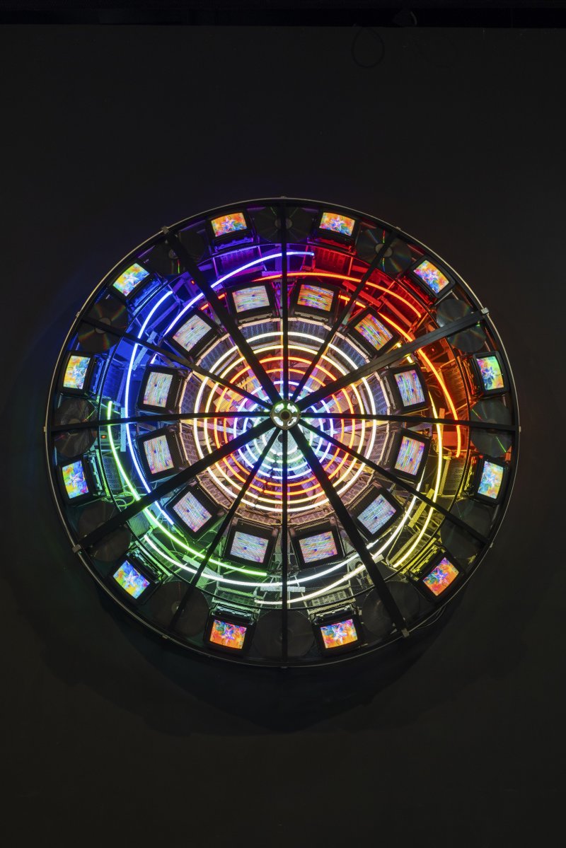 '전지적 백남준 시점' 展... 그의 눈으로 '비디오 아트' 느끼다