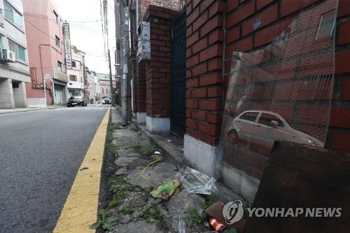 [서미숙의 집수다] 재초환법 폐지 물건너 가나…떨고 있는 재건축 단지 (출처=연합뉴스)