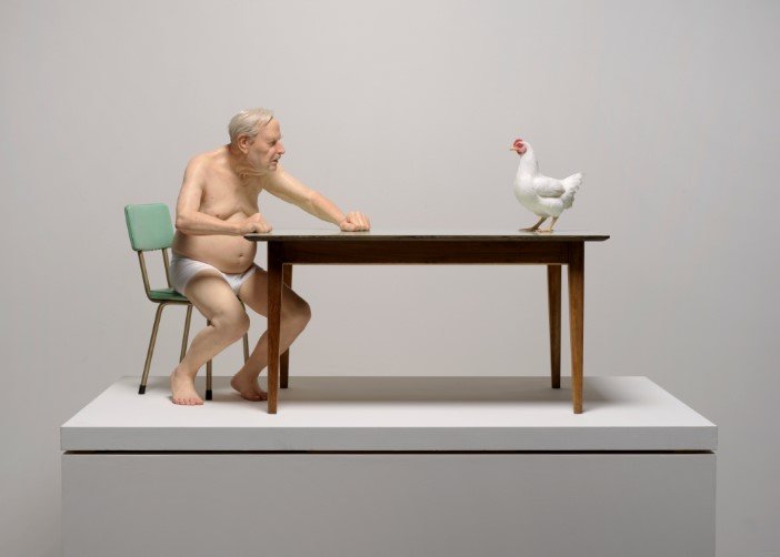 치킨 맨, 2019, 혼합 재료, 86 × 140 × 80 cm. 크라이스트처치 아트 갤러리 테 푸나 오 와이훼투 컬렉션, 아오테아로아 뉴질랜드. *재판매 및 DB 금지