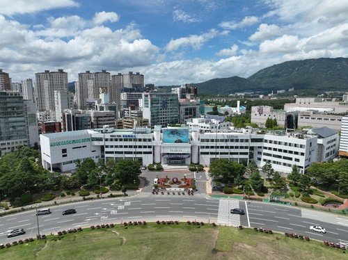 창원시청 전경 (출처=연합뉴스)