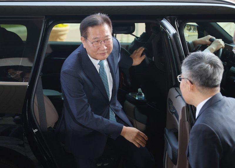 尹 빼고 줄기각… 박성재 법무장관 119일 만에 직무 복귀
