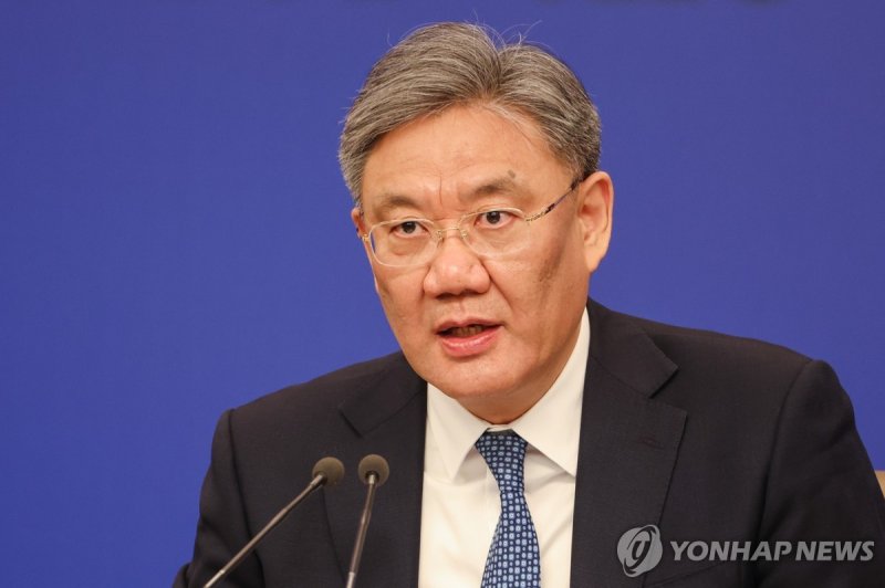 왕원타오 중국 상무부장 (출처=연합뉴스)