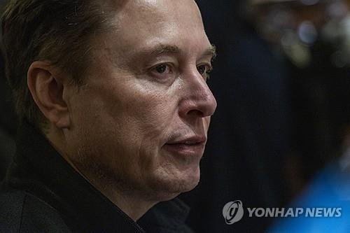 각료회의 참석한 일론 머스크 (출처=연합뉴스)