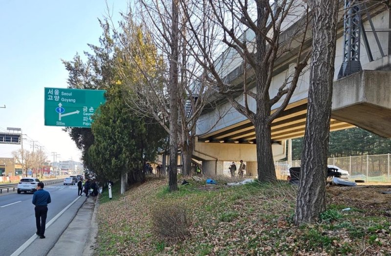 긴급정차 현장 인근의 모습 (출처=연합뉴스)