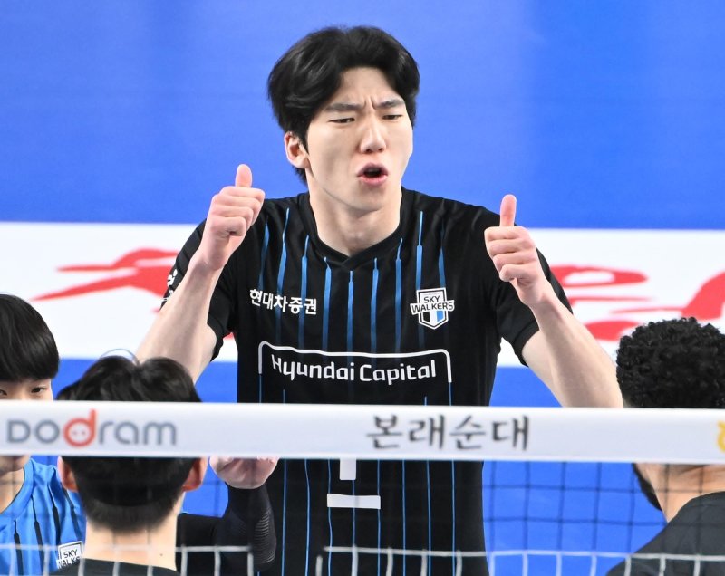 남자배구 대표팀에 발탁된 현대캐피탈의 허수봉 (출처=연합뉴스)