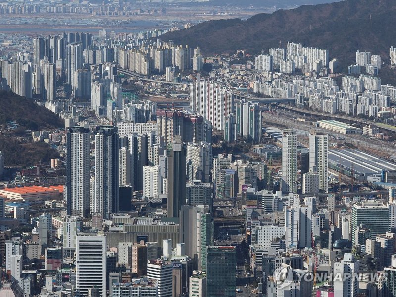 서울-부산 아파트 매매가 격차 더 벌어졌다...10년새 2.1배→3.5배